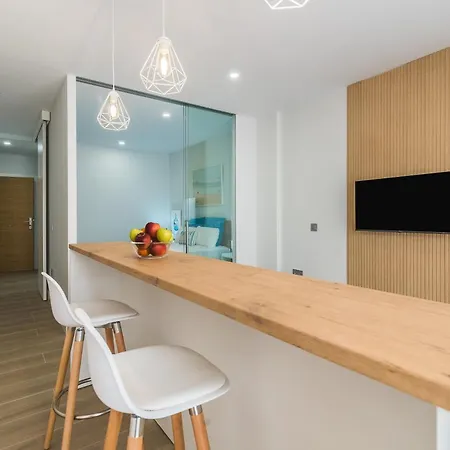 Home2book Modern & Chic In La Isleta Апартаменты *